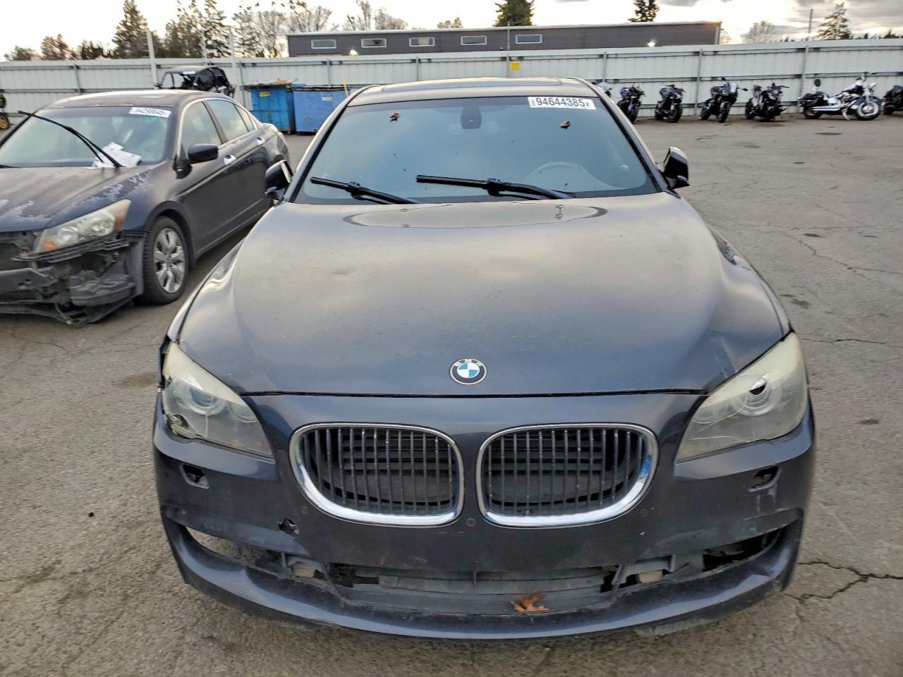 2012 BMW 750 I - Image 5