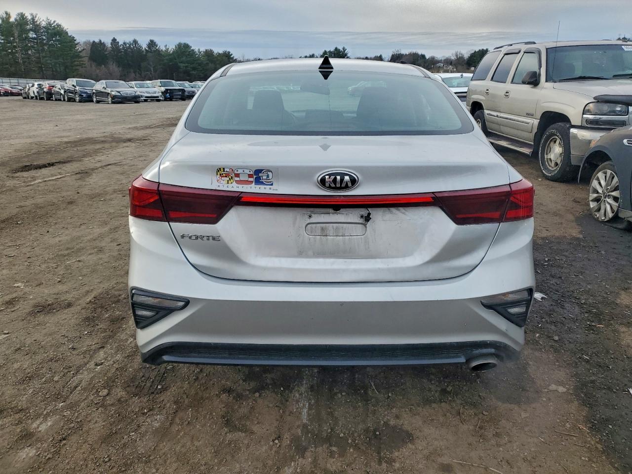 2021 Kia Forte Lxs - Image 6