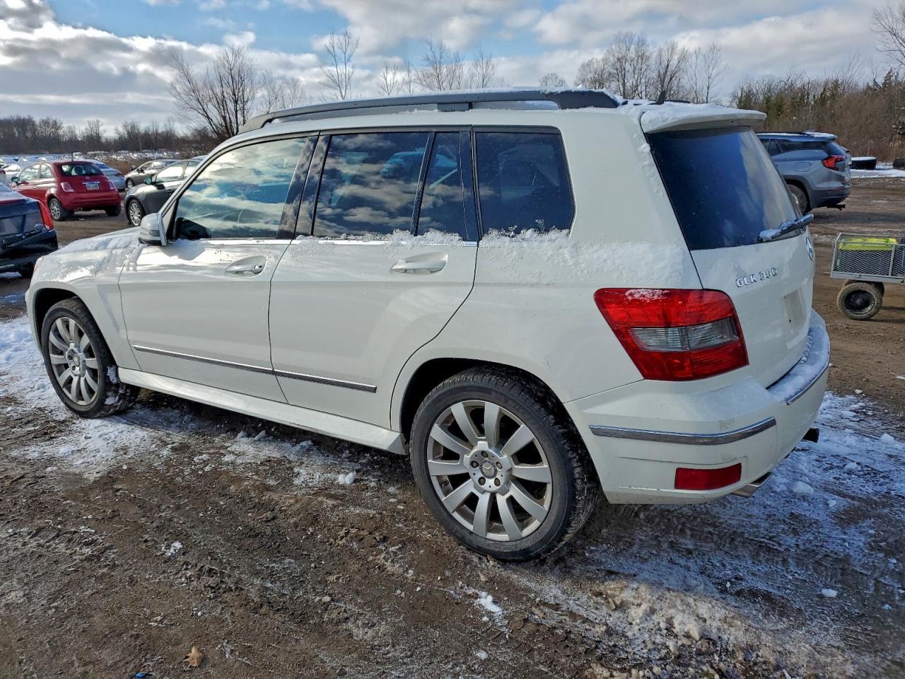 2010 Mercedes-Benz Glk 350 4Matic - Image 2