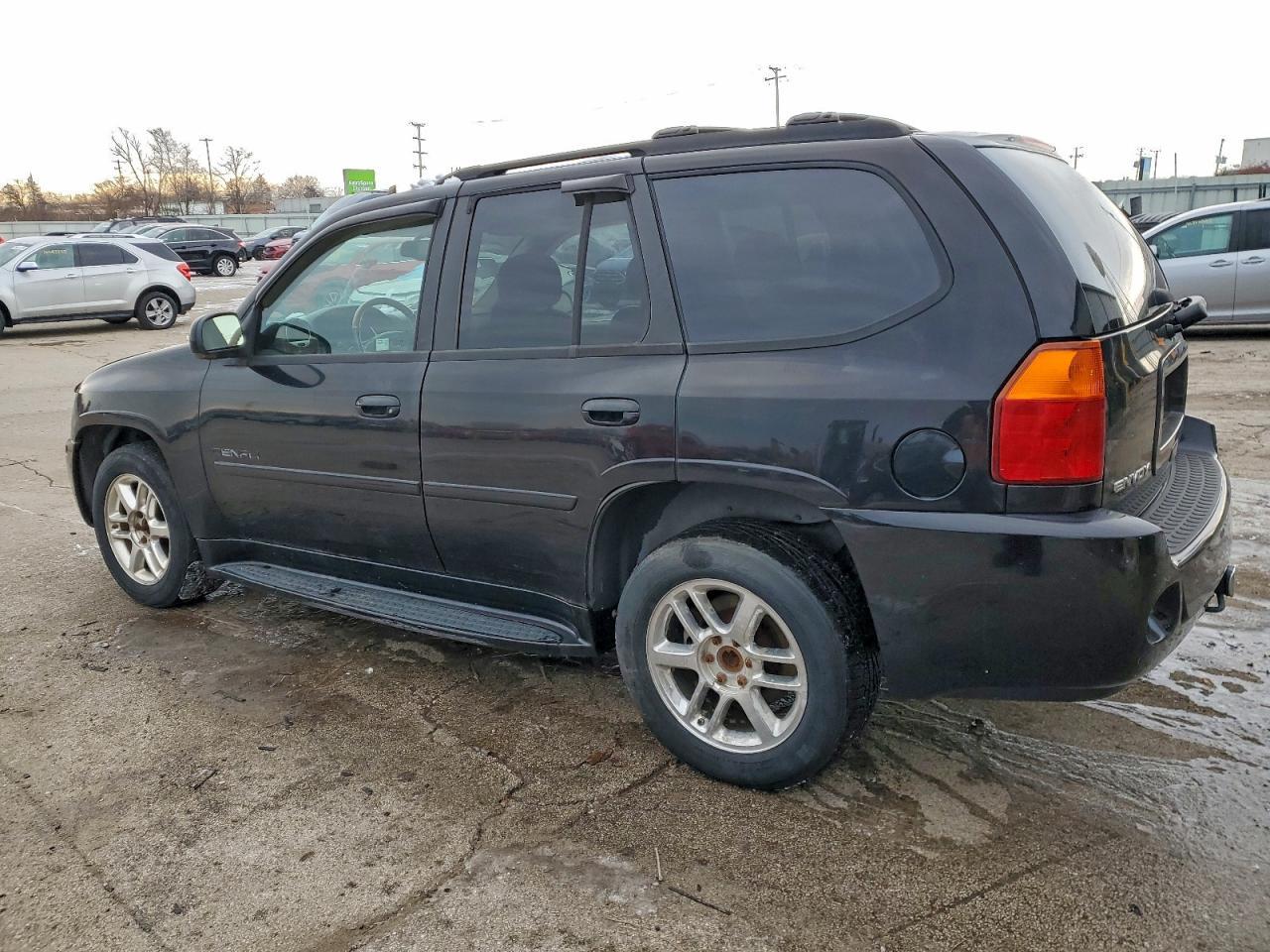 2007 GMC Envoy Denali - Фото 2