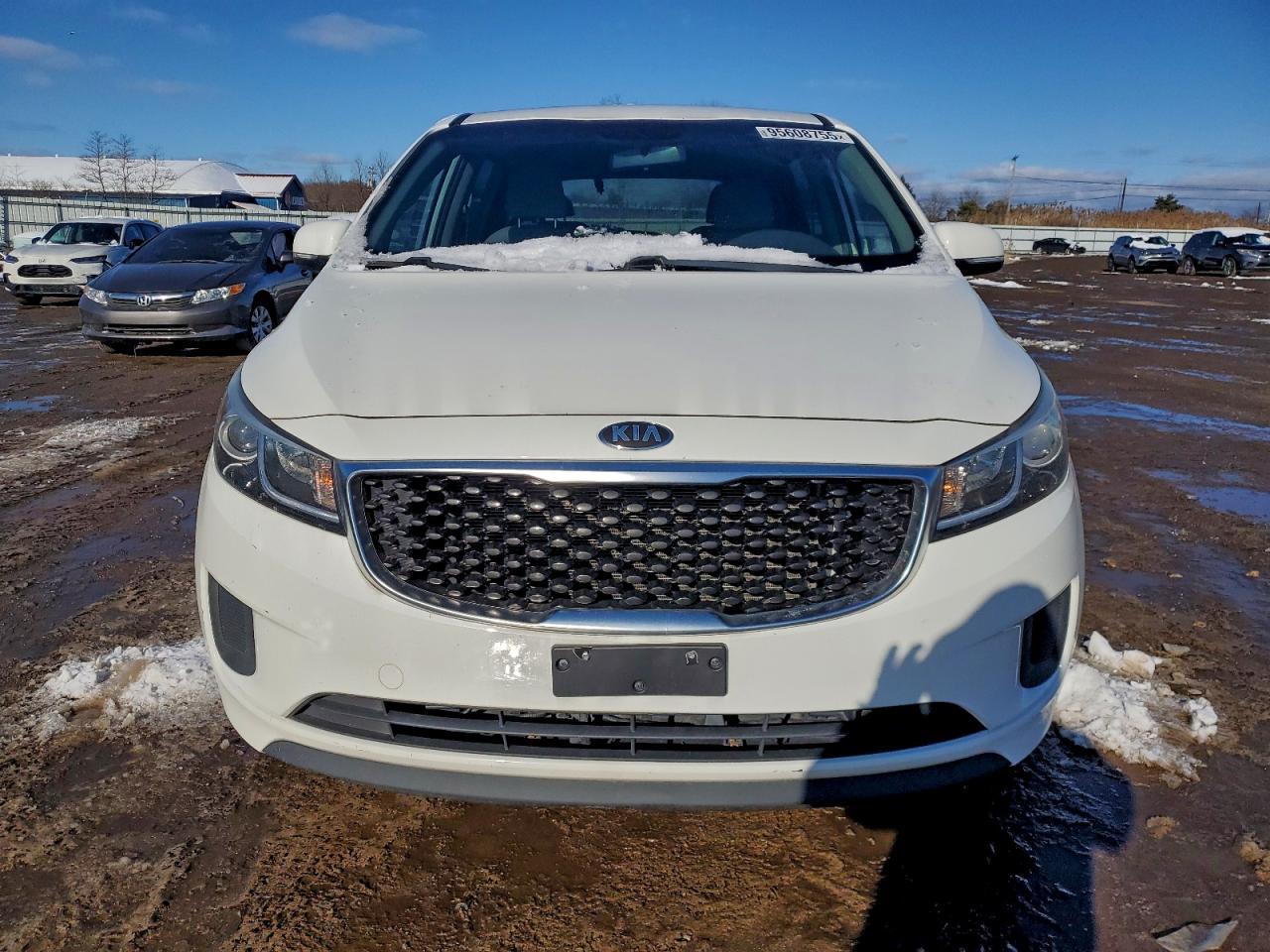 2016 Kia Sedona Lx - Image 5