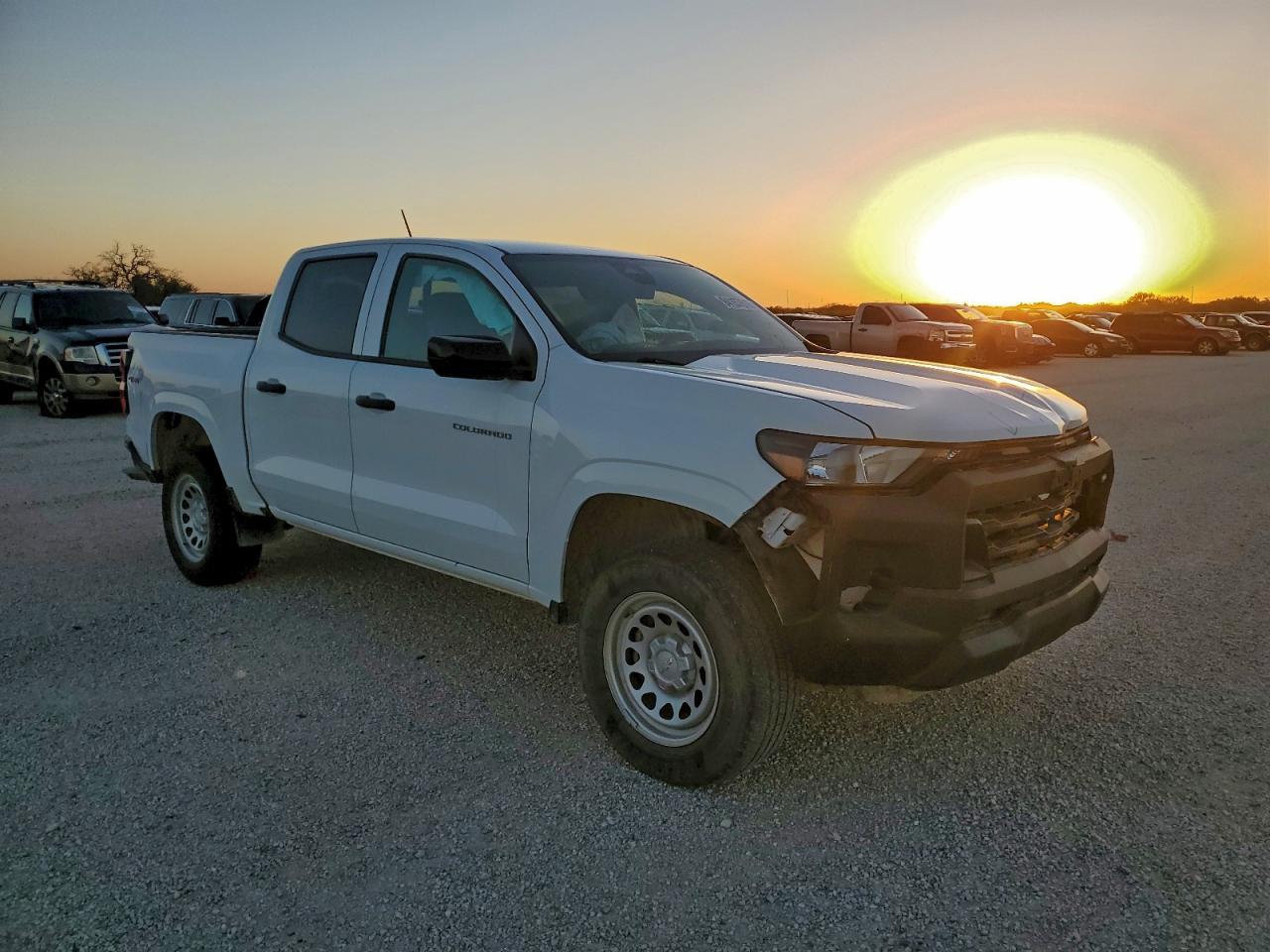 2023 Chevrolet Colorado - Image 4