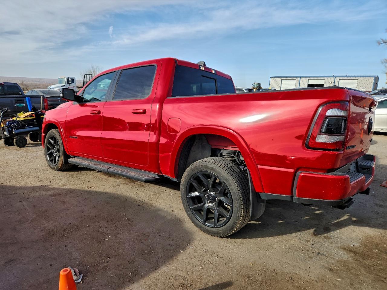 2022 Ram 1500 Laramie - Фото 2