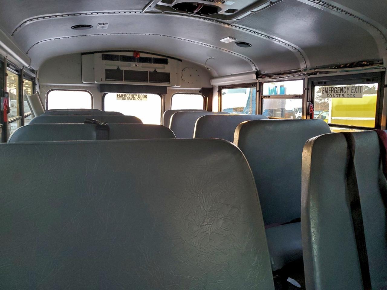 2016 Chevrolet Express School Bus - Image 6