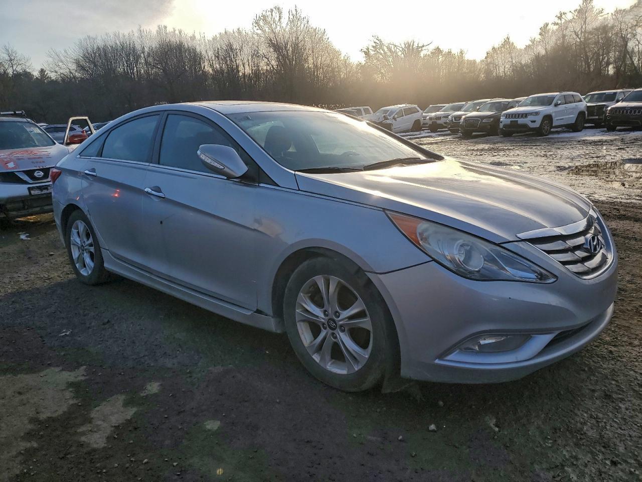 2011 Hyundai Sonata Se - Image 4