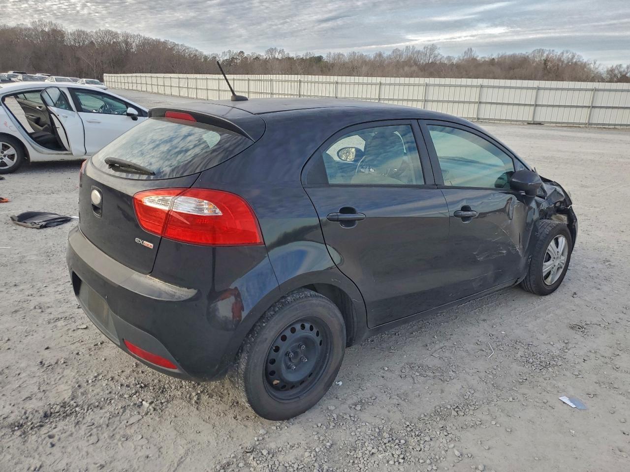 2013 Kia Rio Ex - Image 3