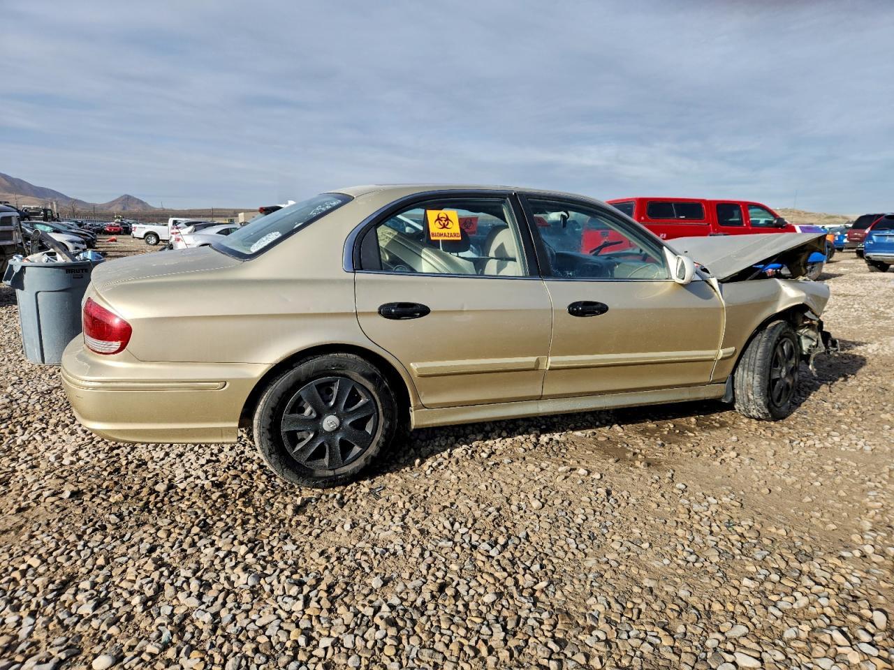2002 Hyundai Sonata Base - Image 3