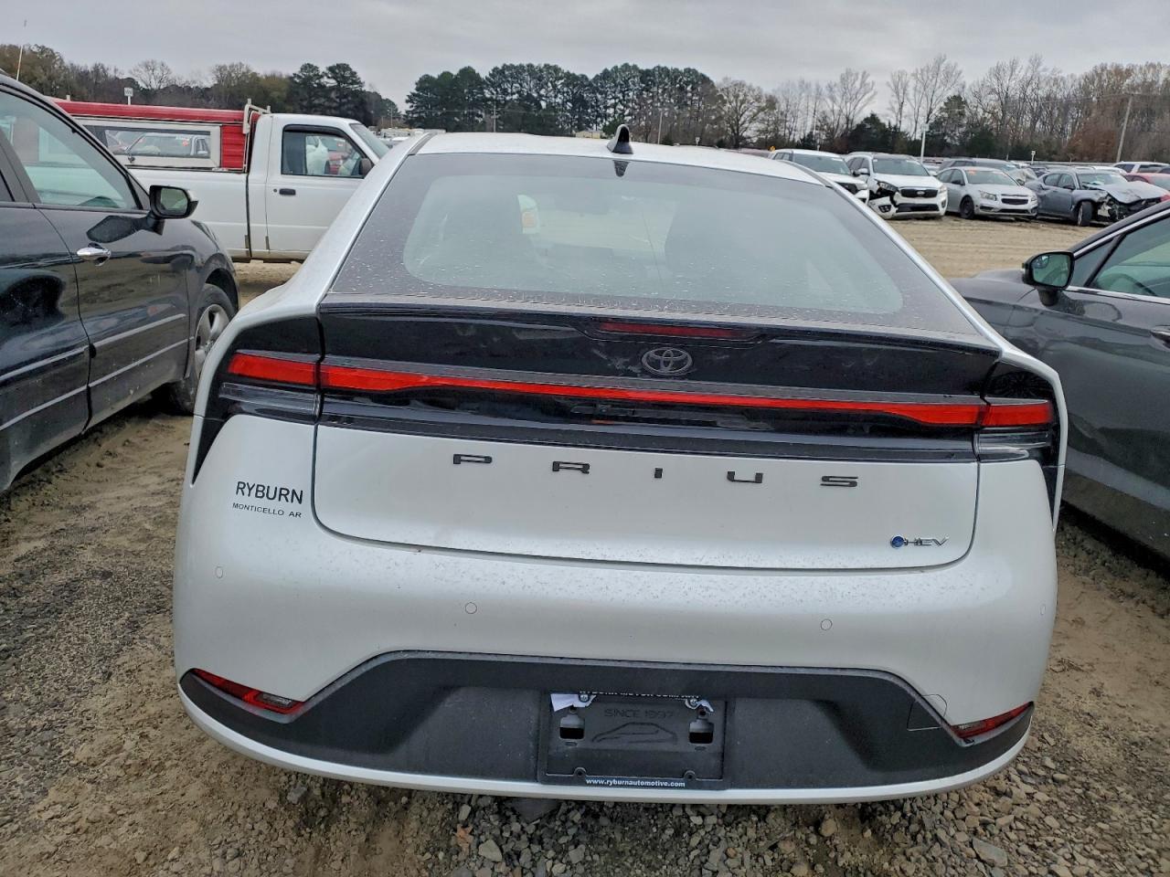 2026 Toyota Prius Le - Фото 6