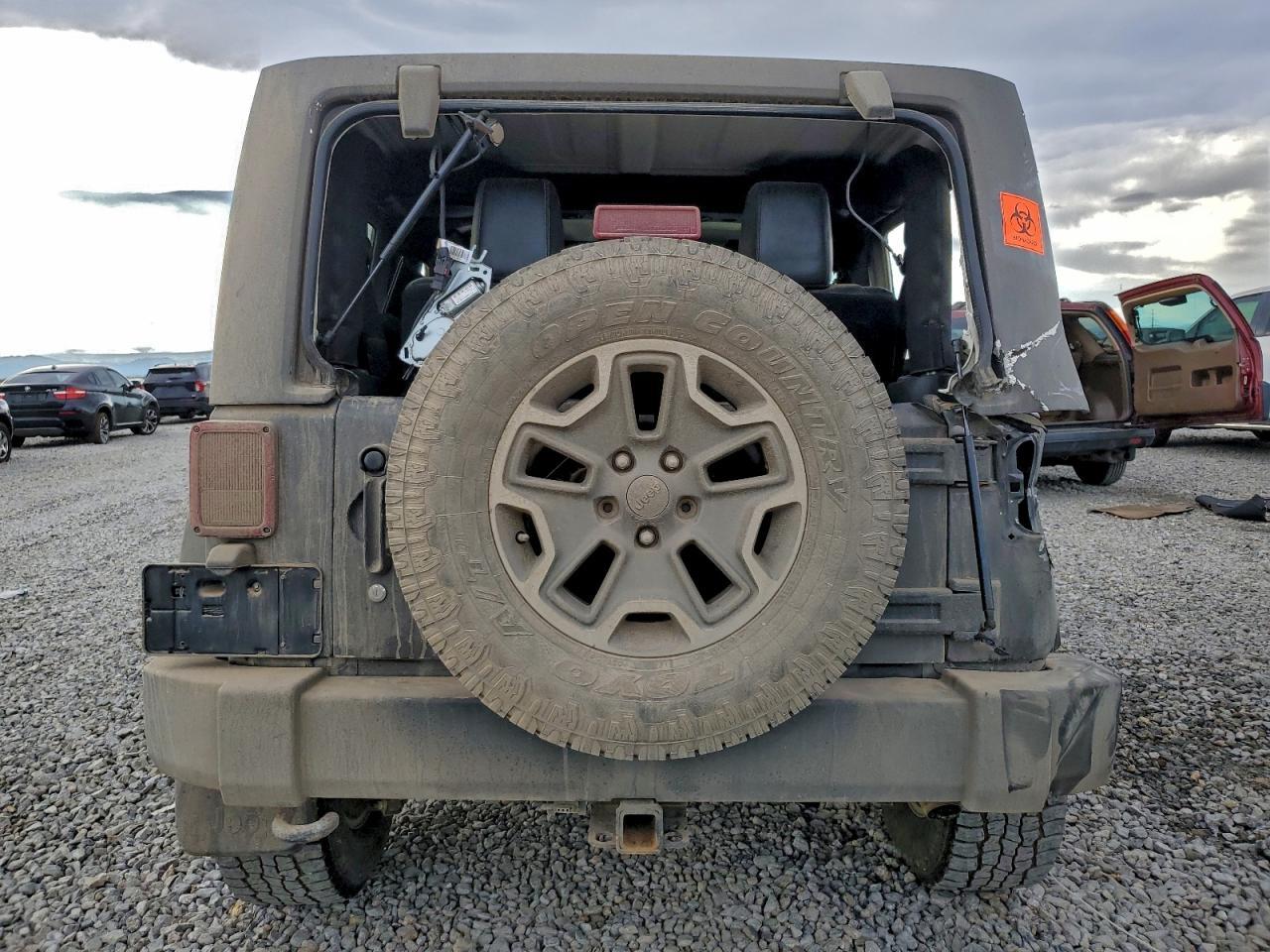 2014 Jeep Wrangler Rubicon - Image 6