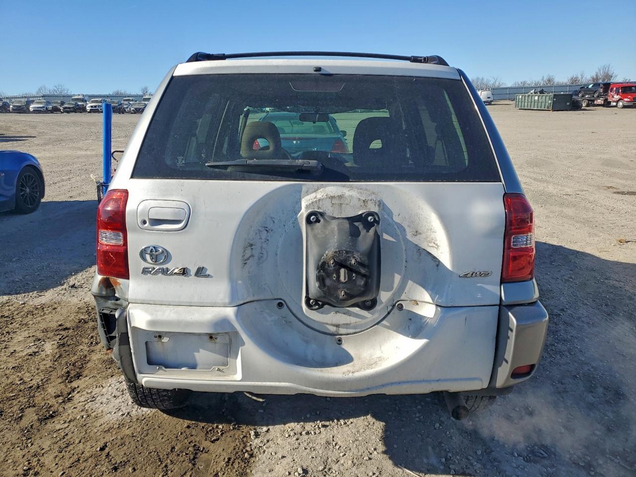 2004 Toyota Rav4 - Фото 6