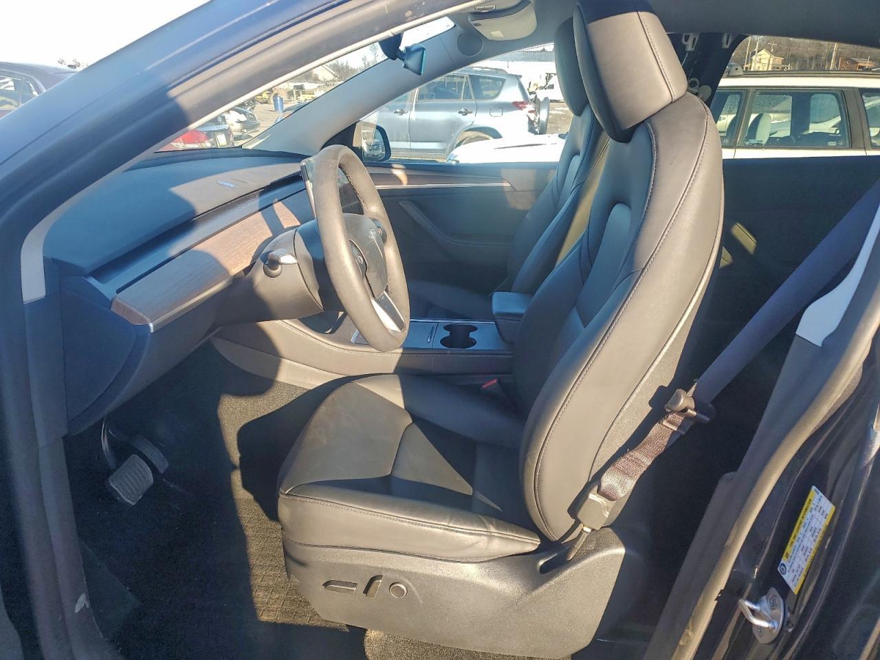 2024 Tesla Model Y - Фото 7