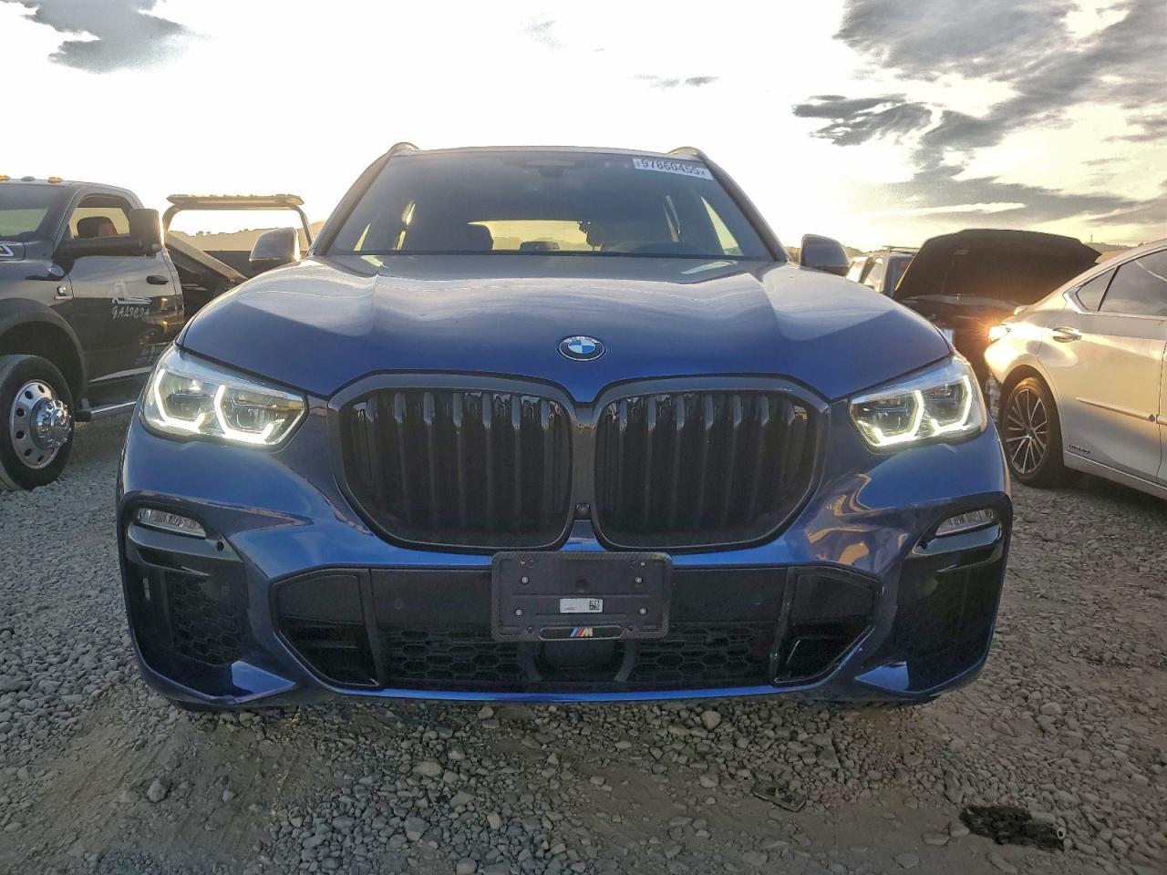 2021 BMW X5 M50I - Фото 5