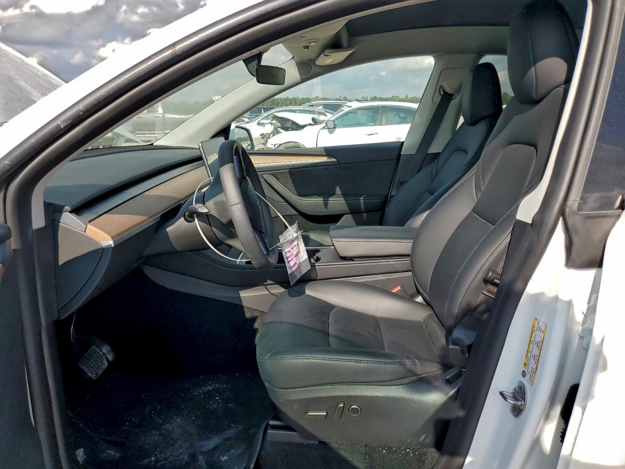 2024 Tesla Model Y - Фото 7