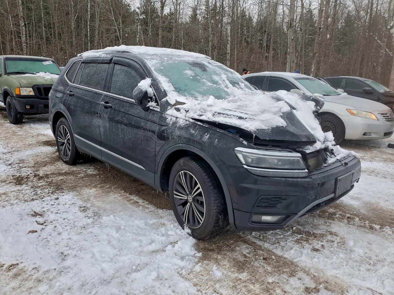 2020 Volkswagen Tiguan Sel Premium R-Line - Image 4