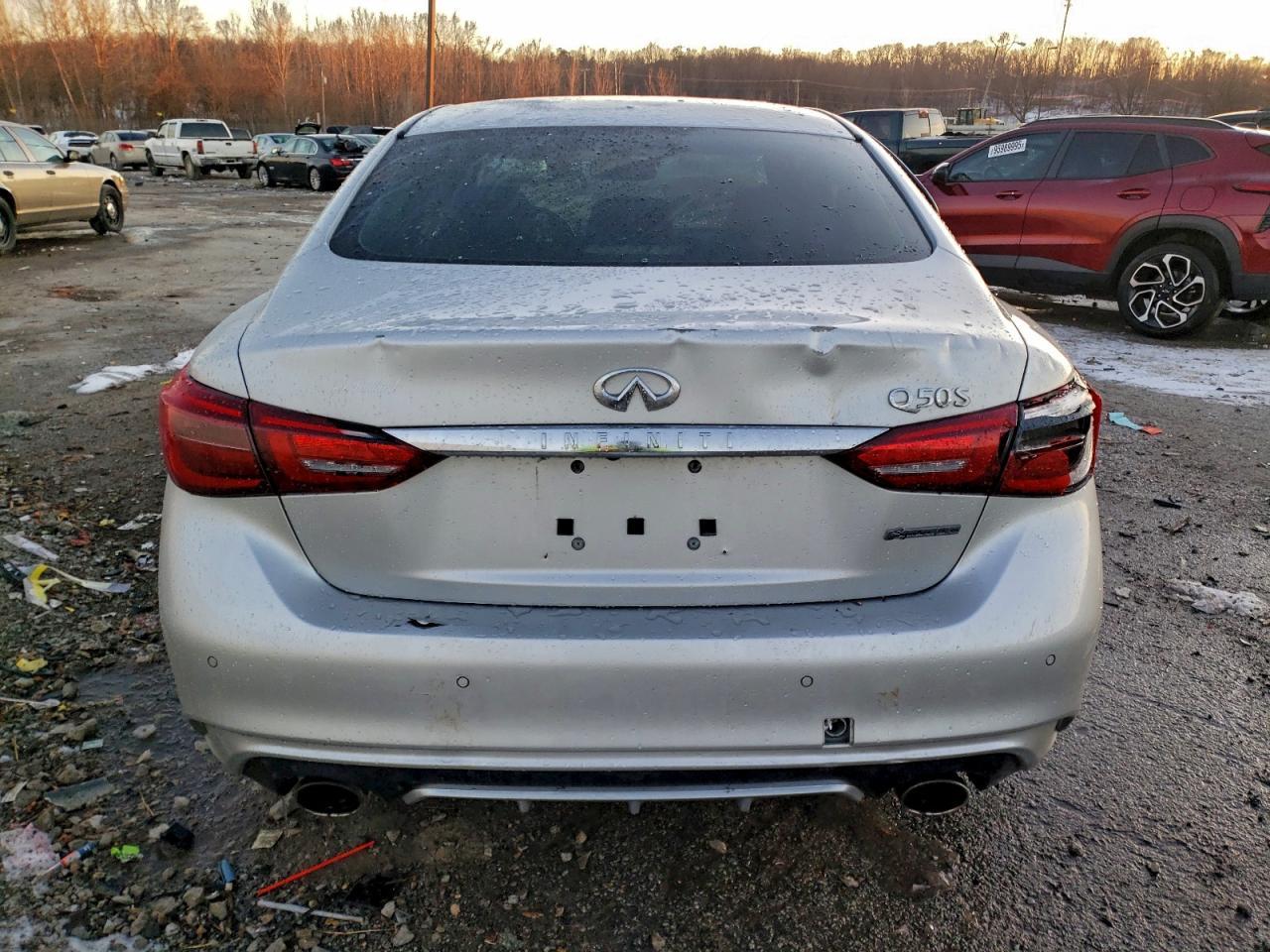 2019 Infiniti Q50 Luxe - Фото 6