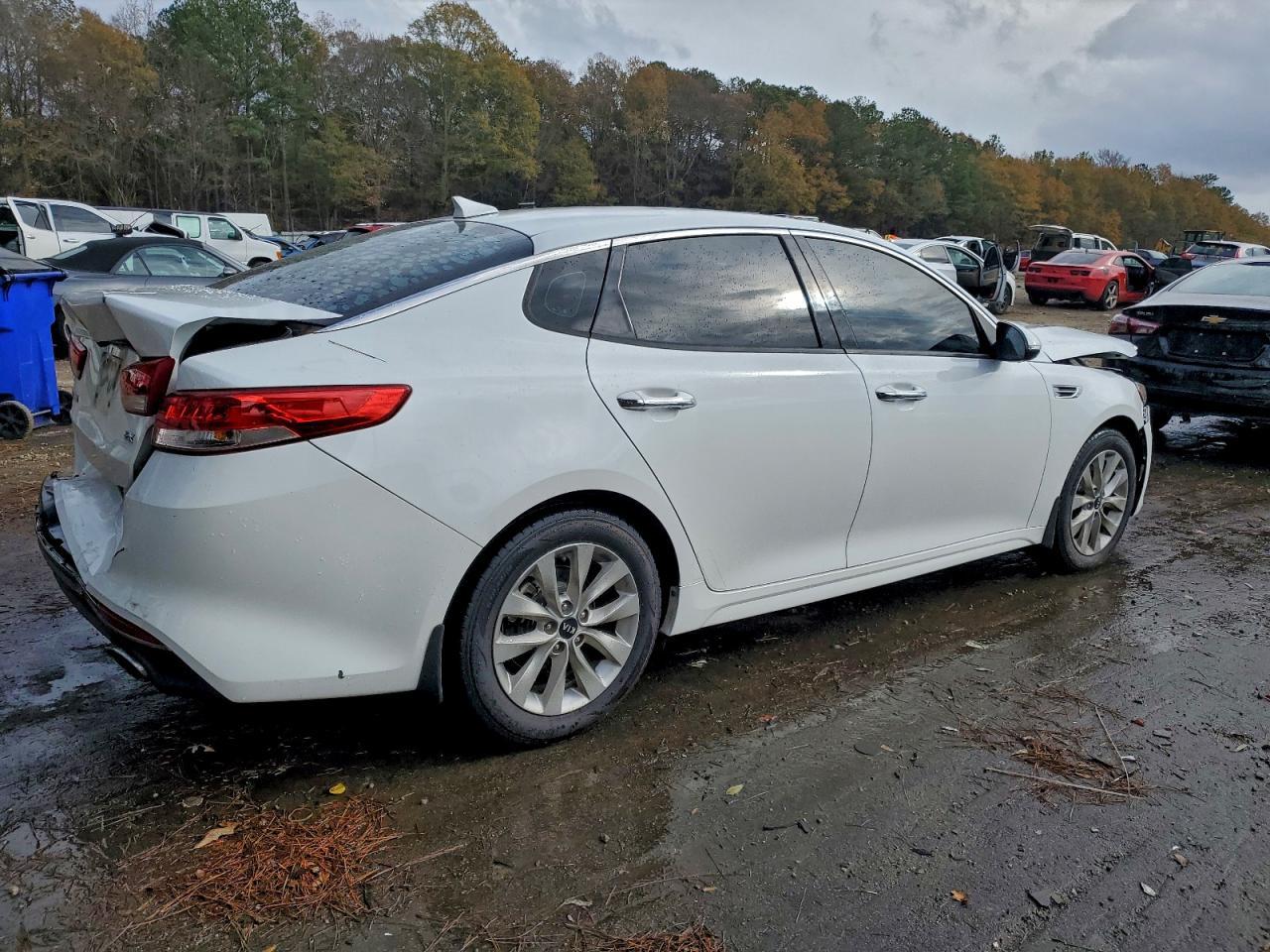 2016 Kia Optima Ex - Фото 3