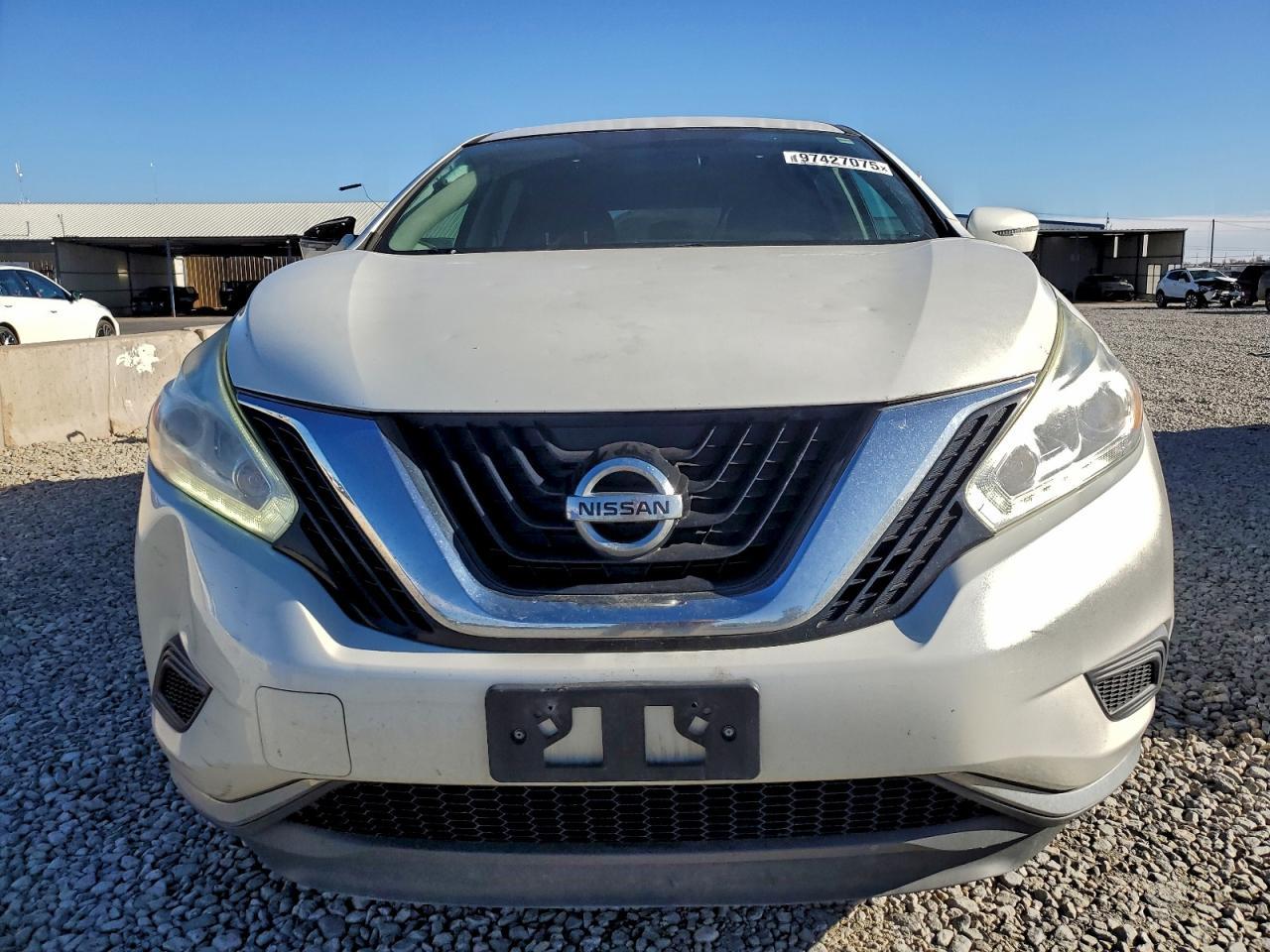 2016 Nissan Murano S - Image 5