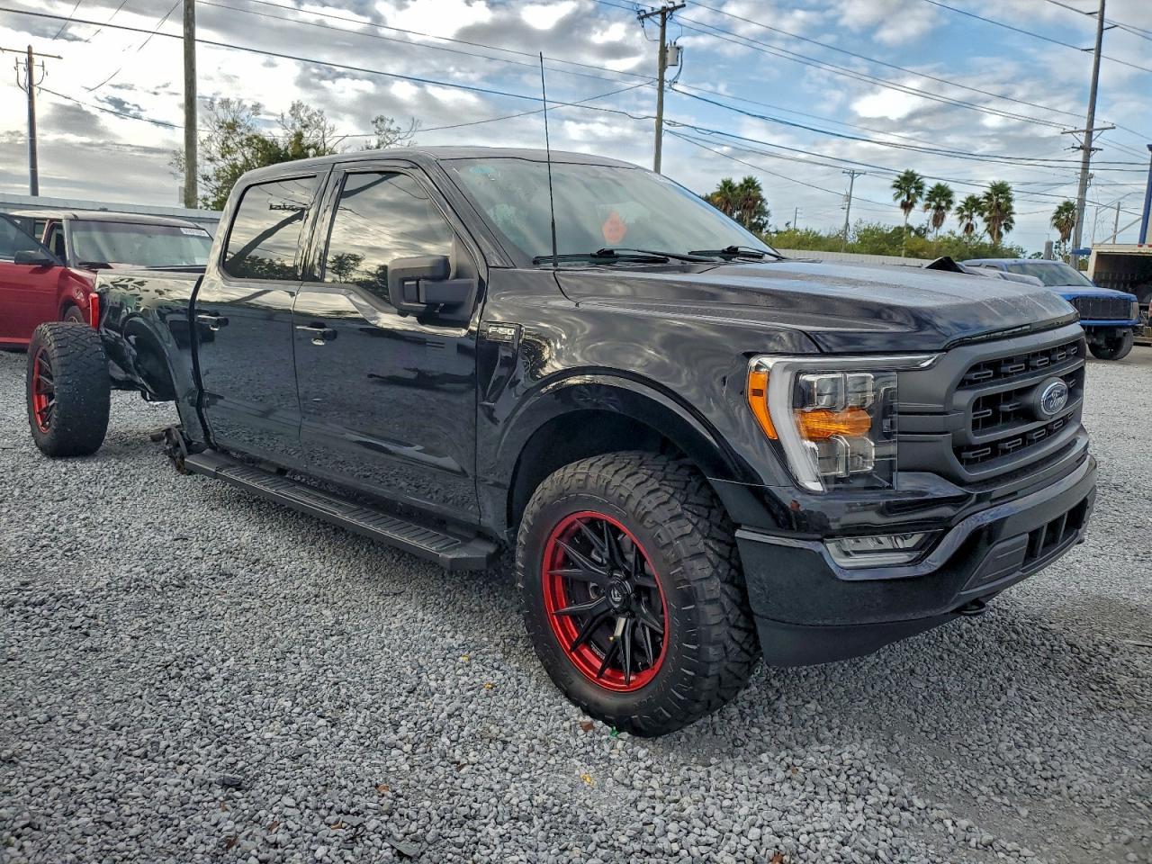 2023 Ford F150 Supercrew - Фото 4