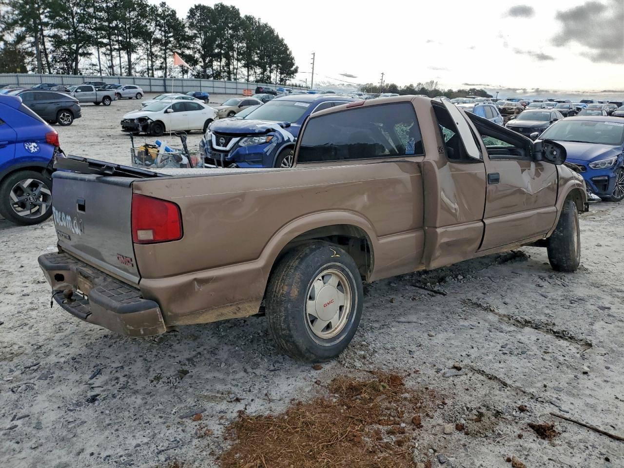 2003 GMC Sonoma - Фото 3