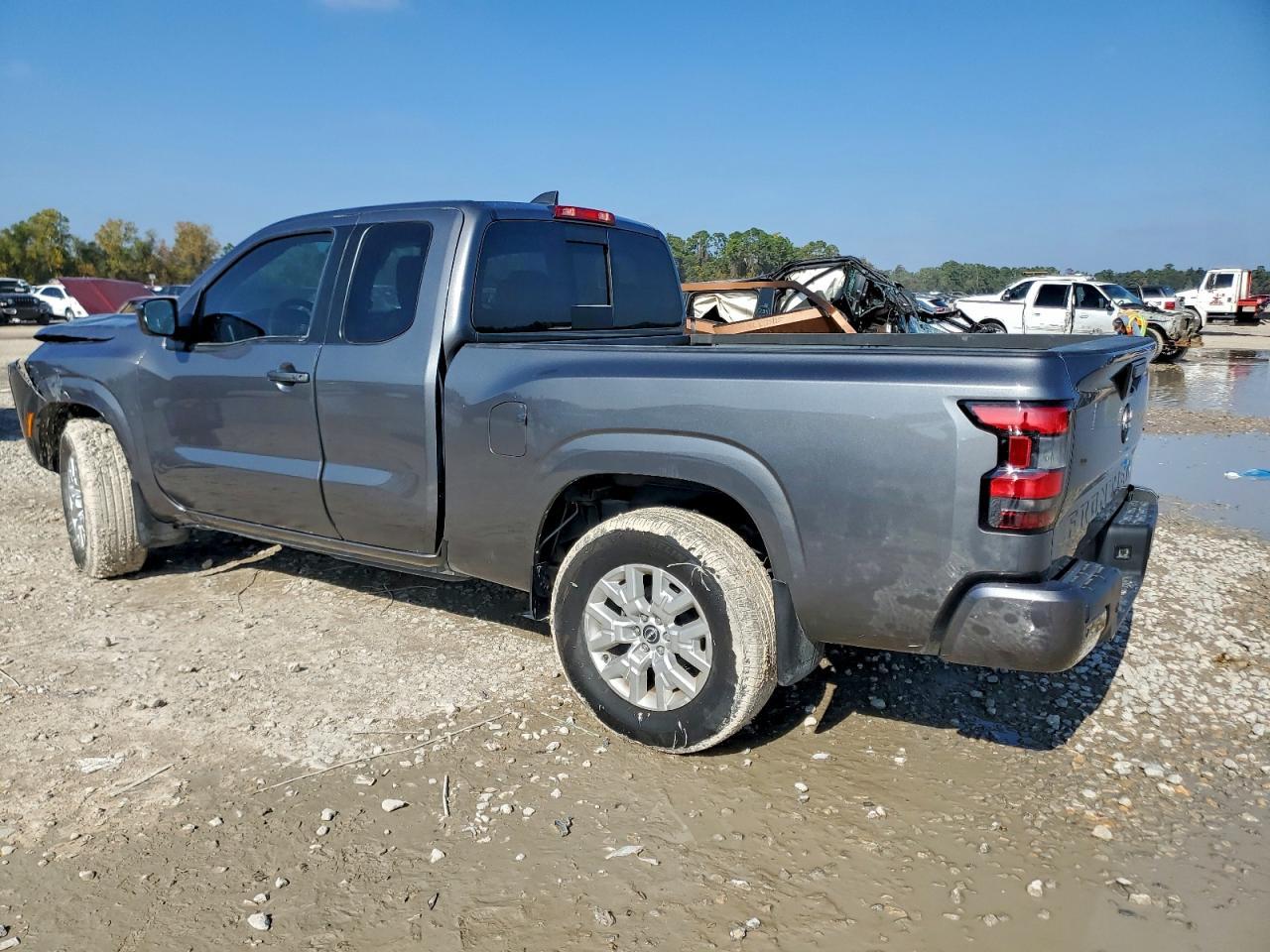 2024 Nissan Frontier S - Image 2