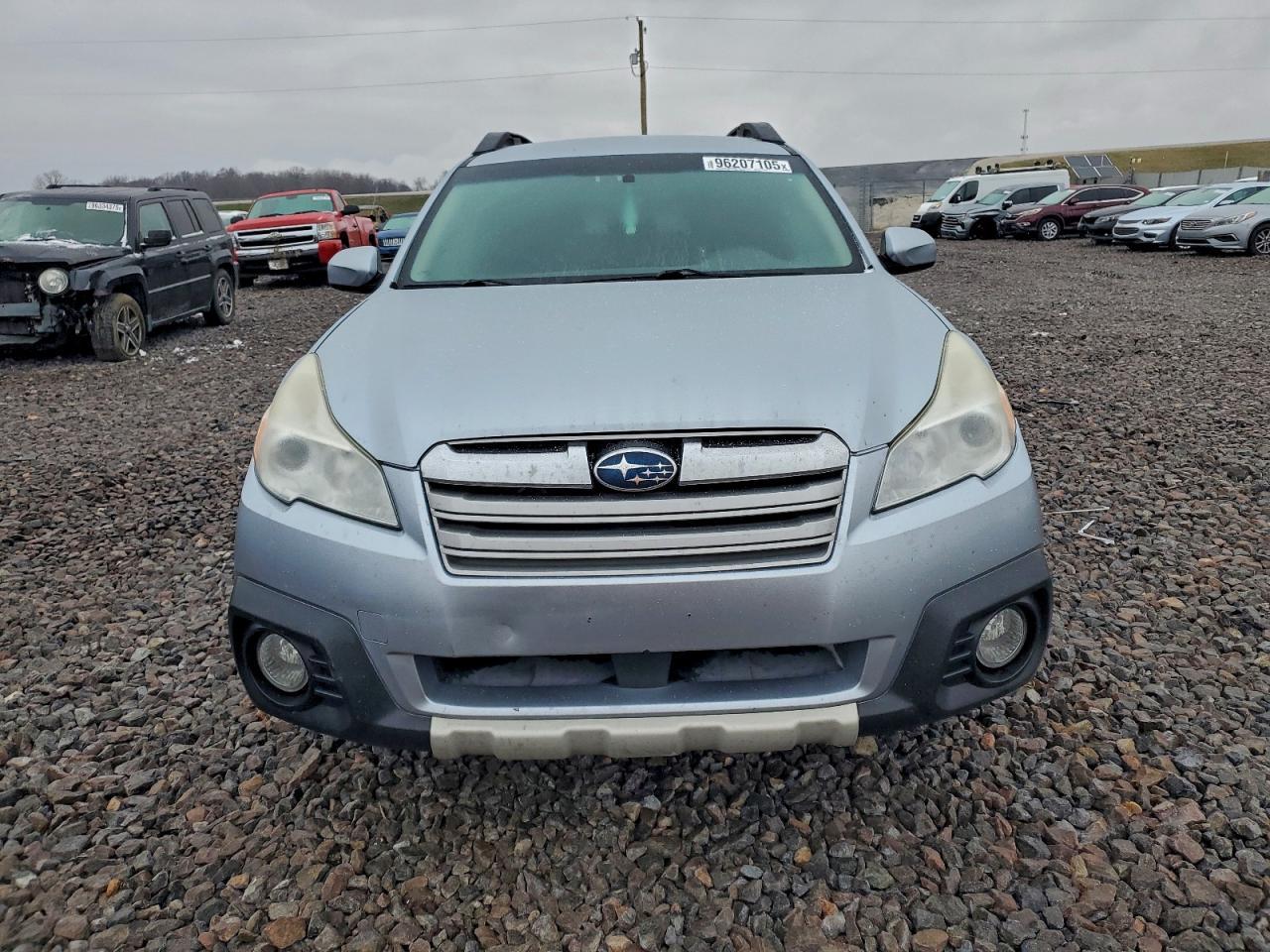 2013 Subaru Outback 3.6R Limited - Image 5