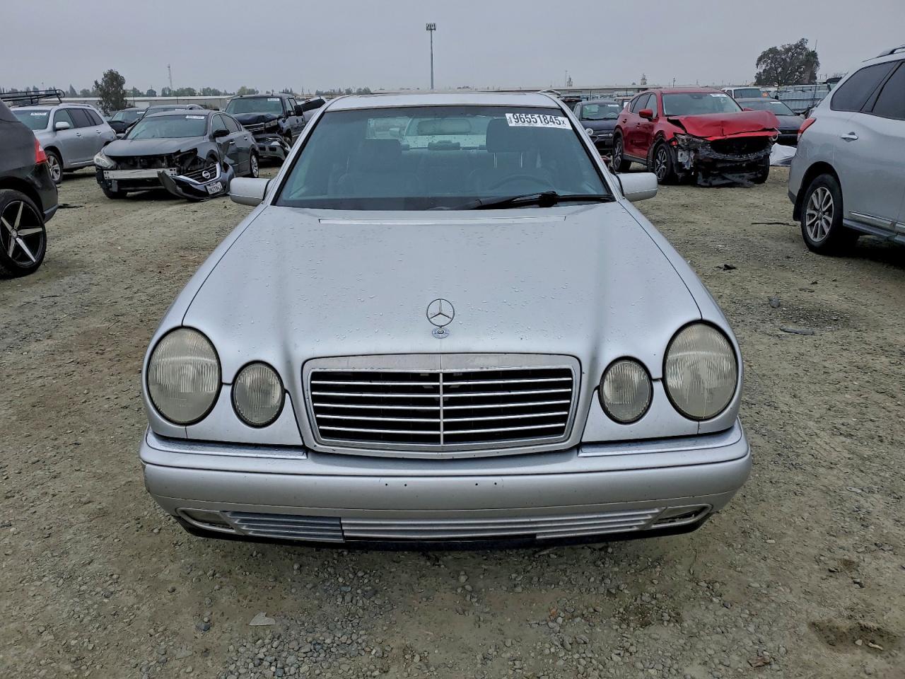 1998 Mercedes-Benz E 320 - Image 5