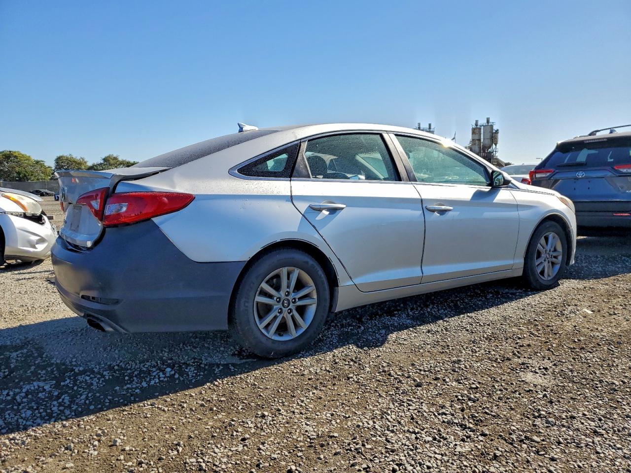 2015 Hyundai Sonata Se - Фото 3