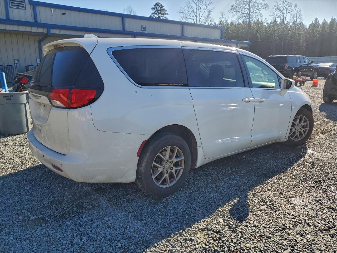 2018 Chrysler Pacifica Lx - Фото 3