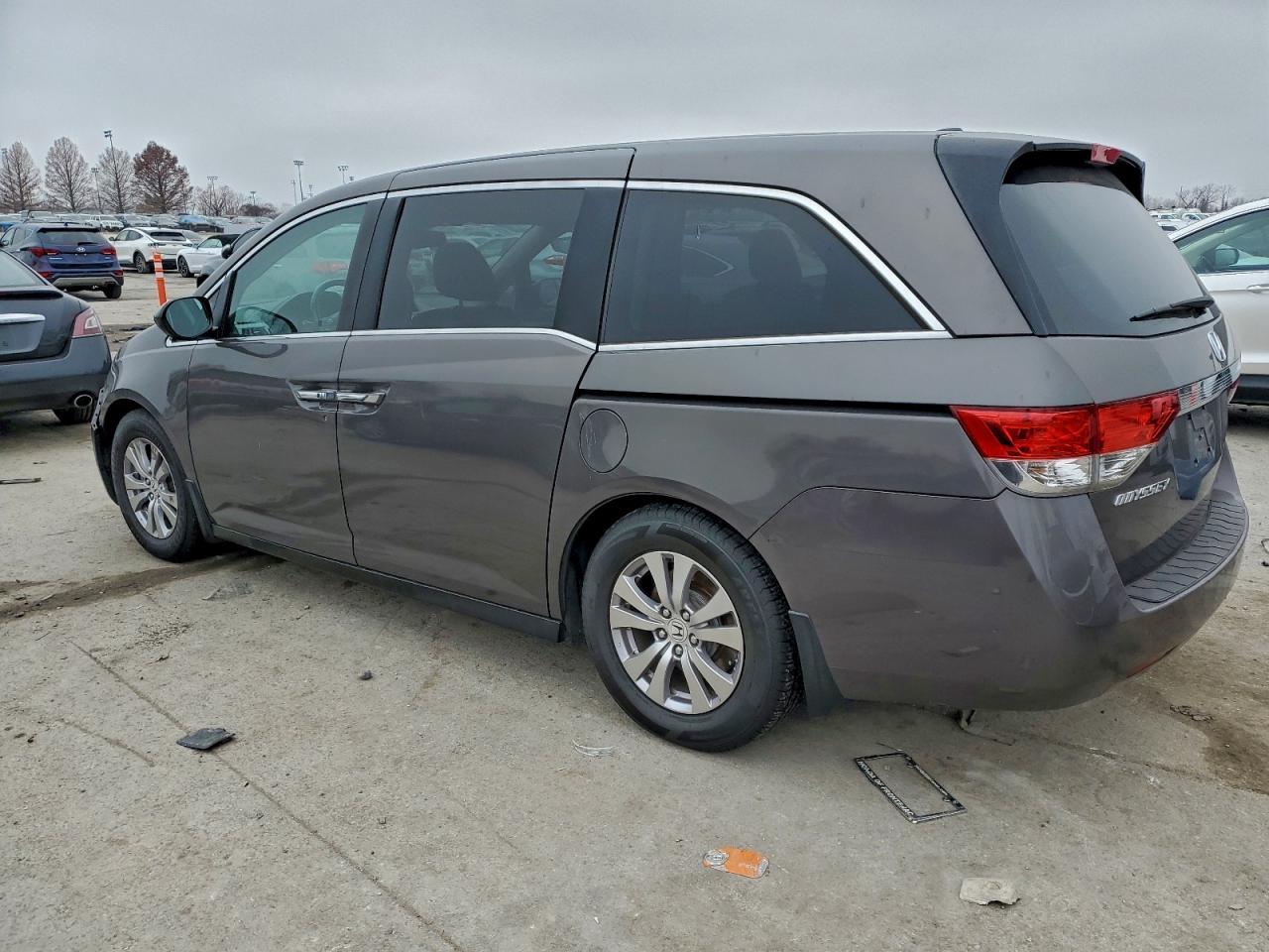 2016 Honda Odyssey Exl - Фото 2