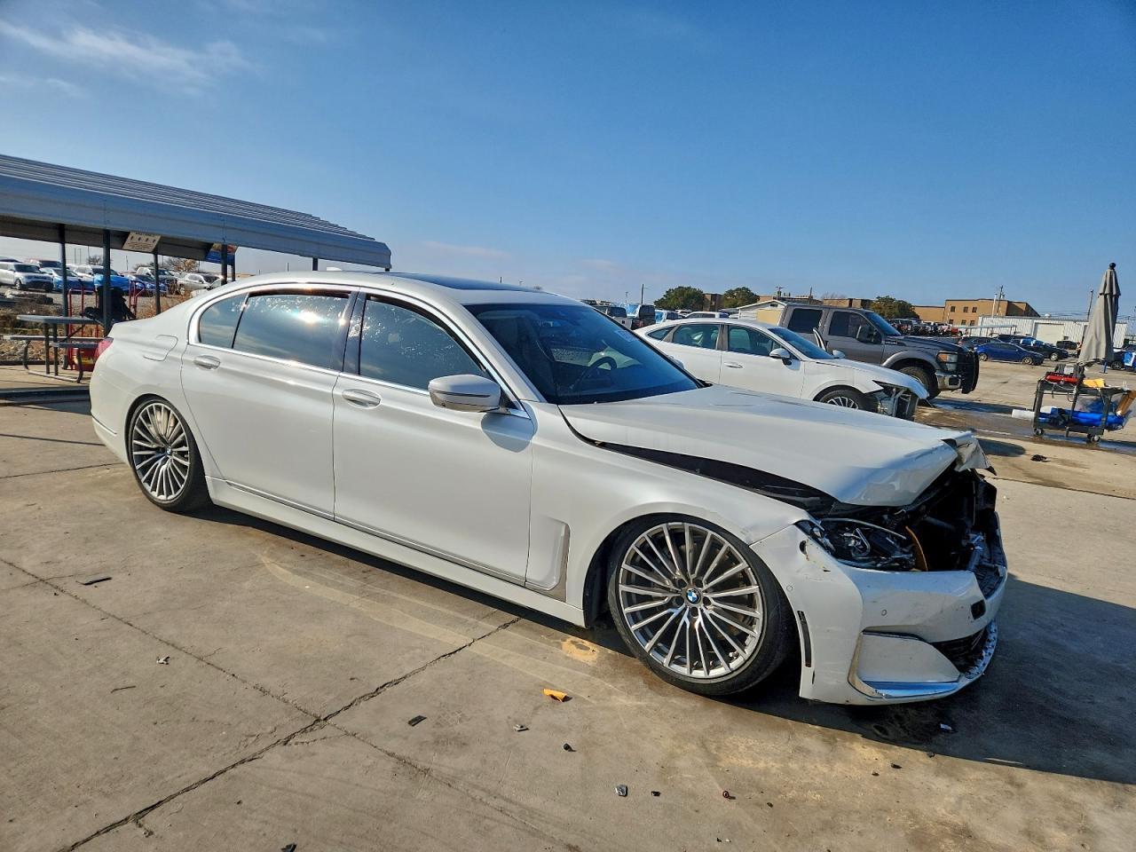 2020 BMW 740 I - Фото 4