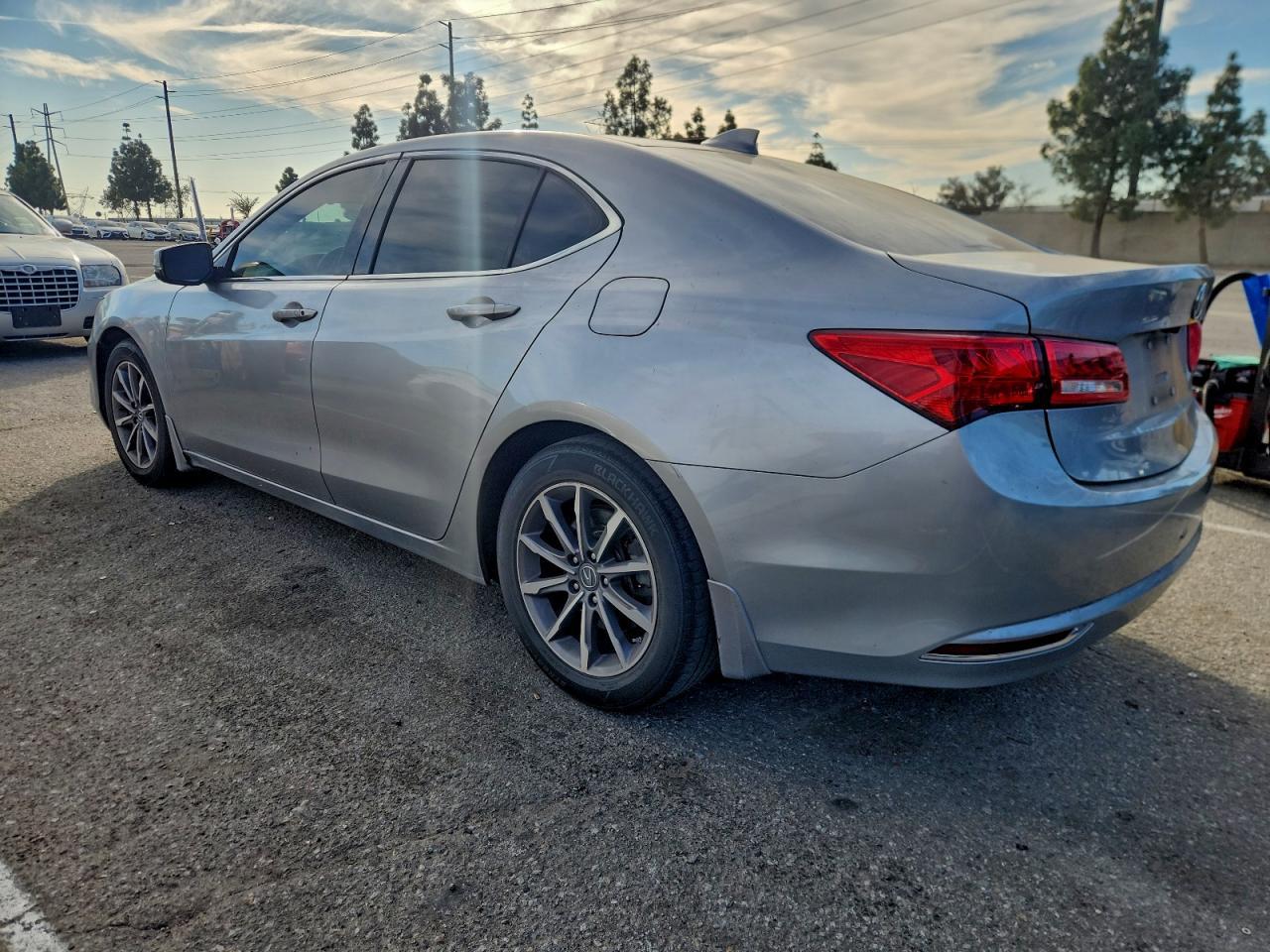 2019 Acura Tlx - Фото 2