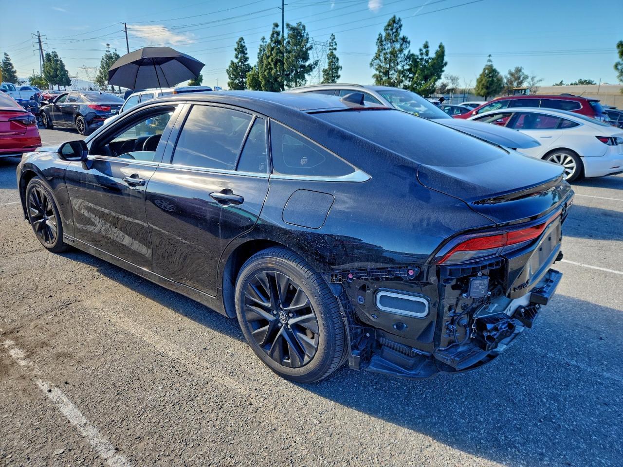 2022 Toyota Mirai Le - Фото 2