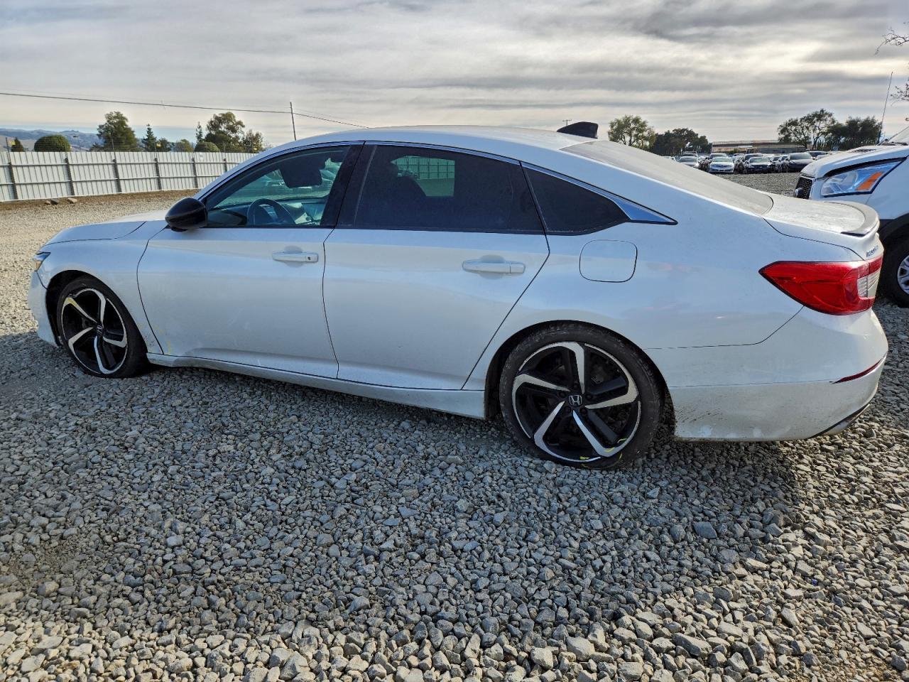 2021 Honda Accord Sport - Фото 2