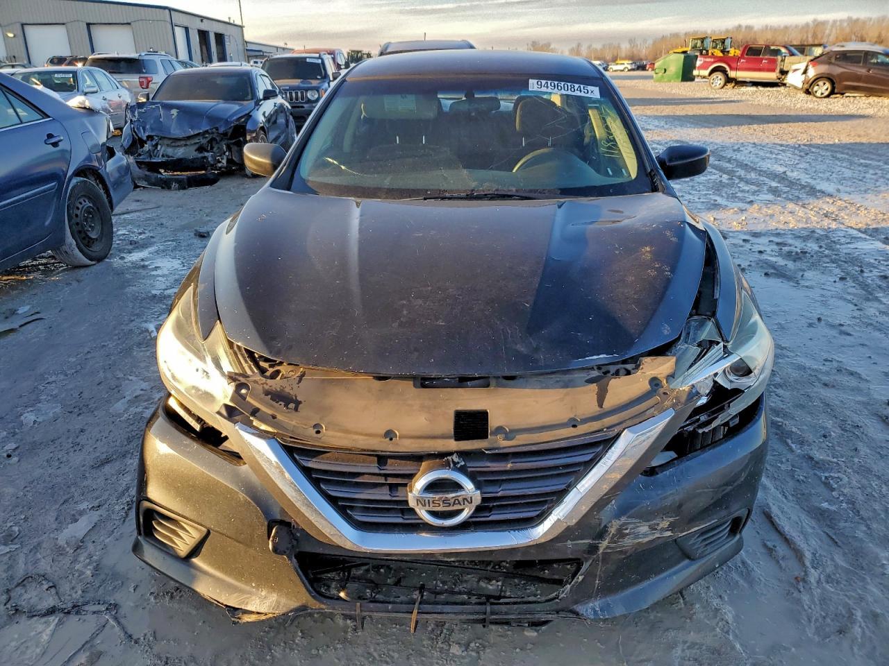 2016 Nissan Altima 2.5 - Image 5