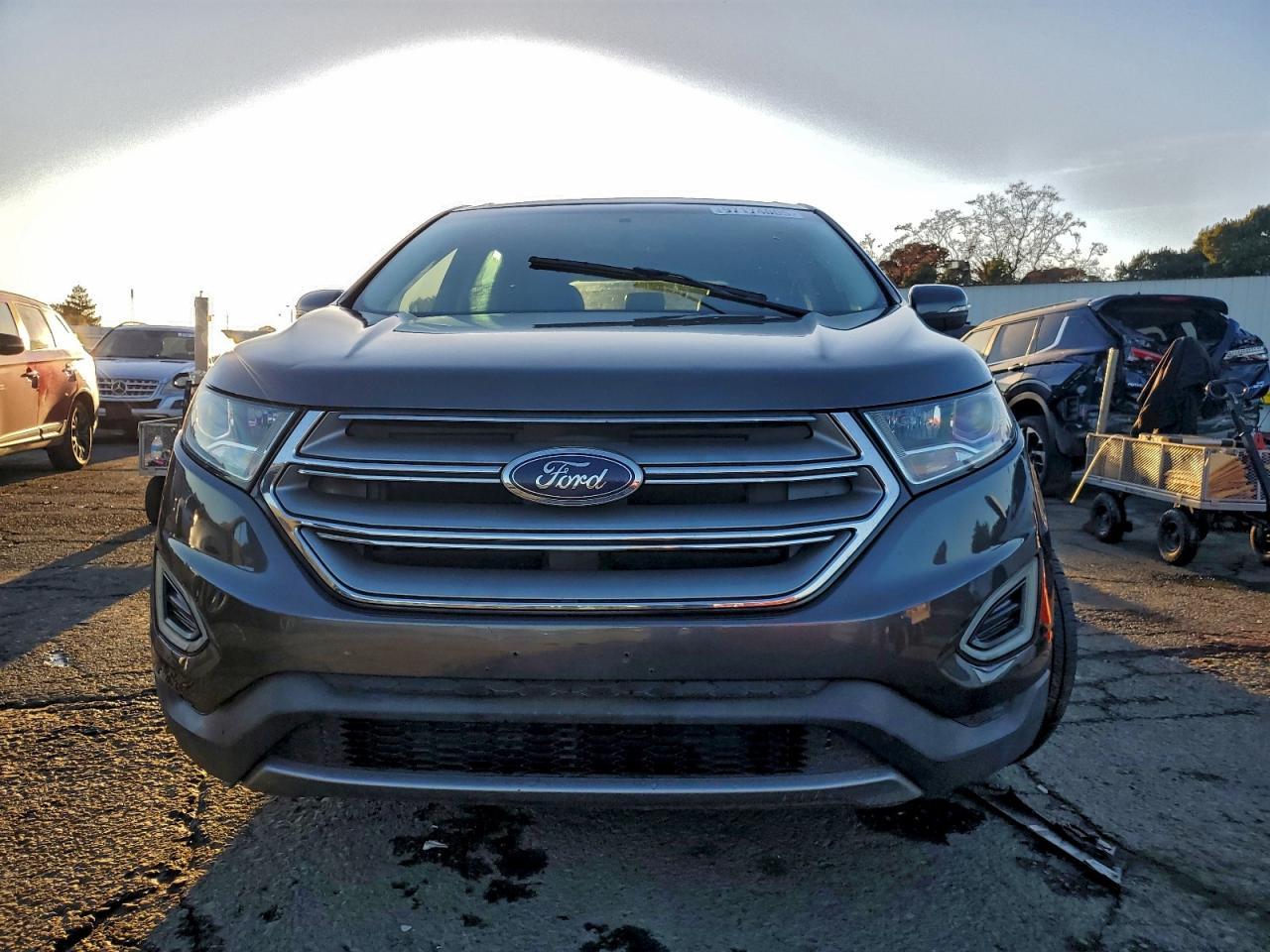 2017 Ford Edge Titanium - Фото 5