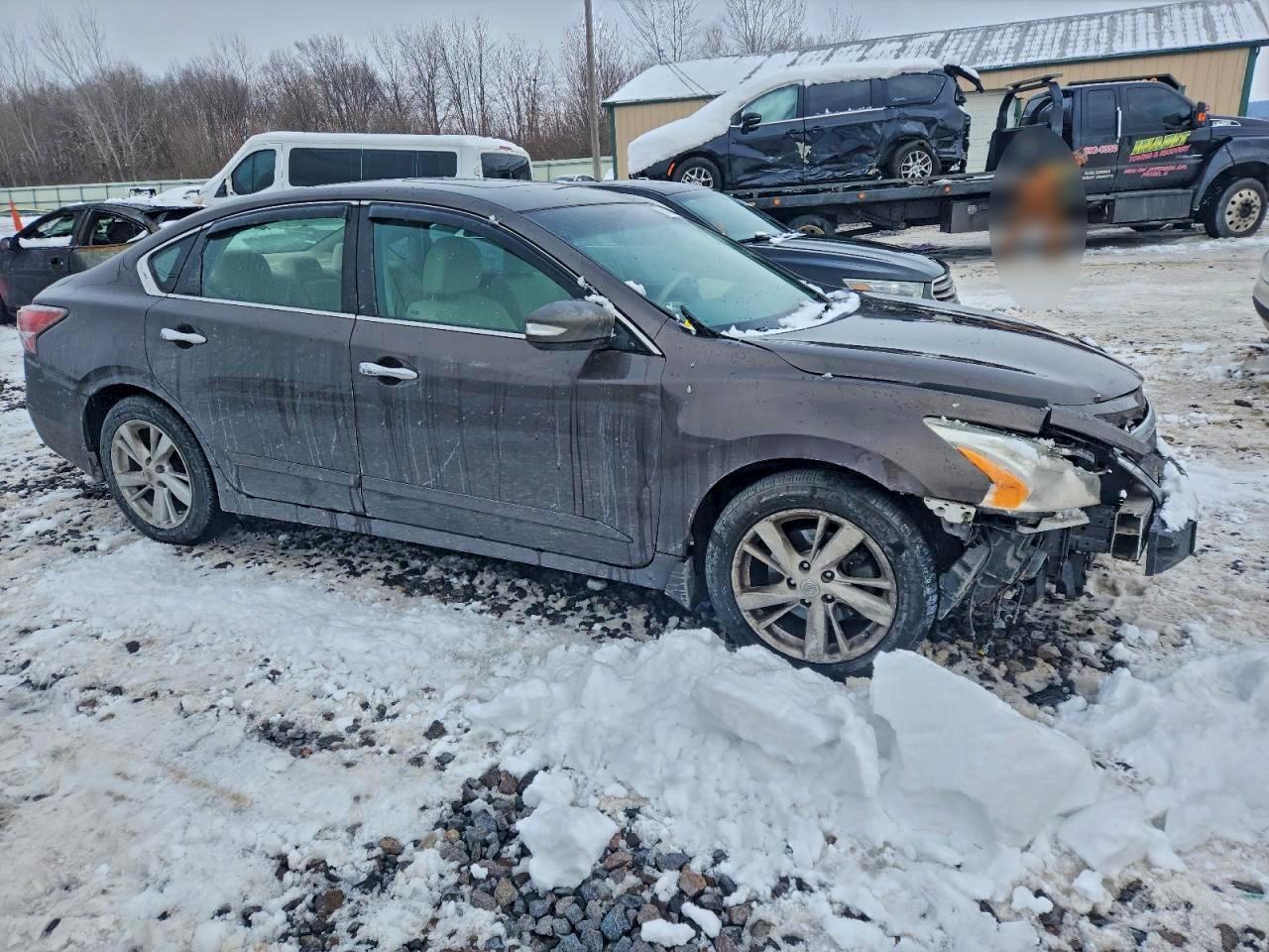 2015 Nissan Altima 2.5 - Image 4
