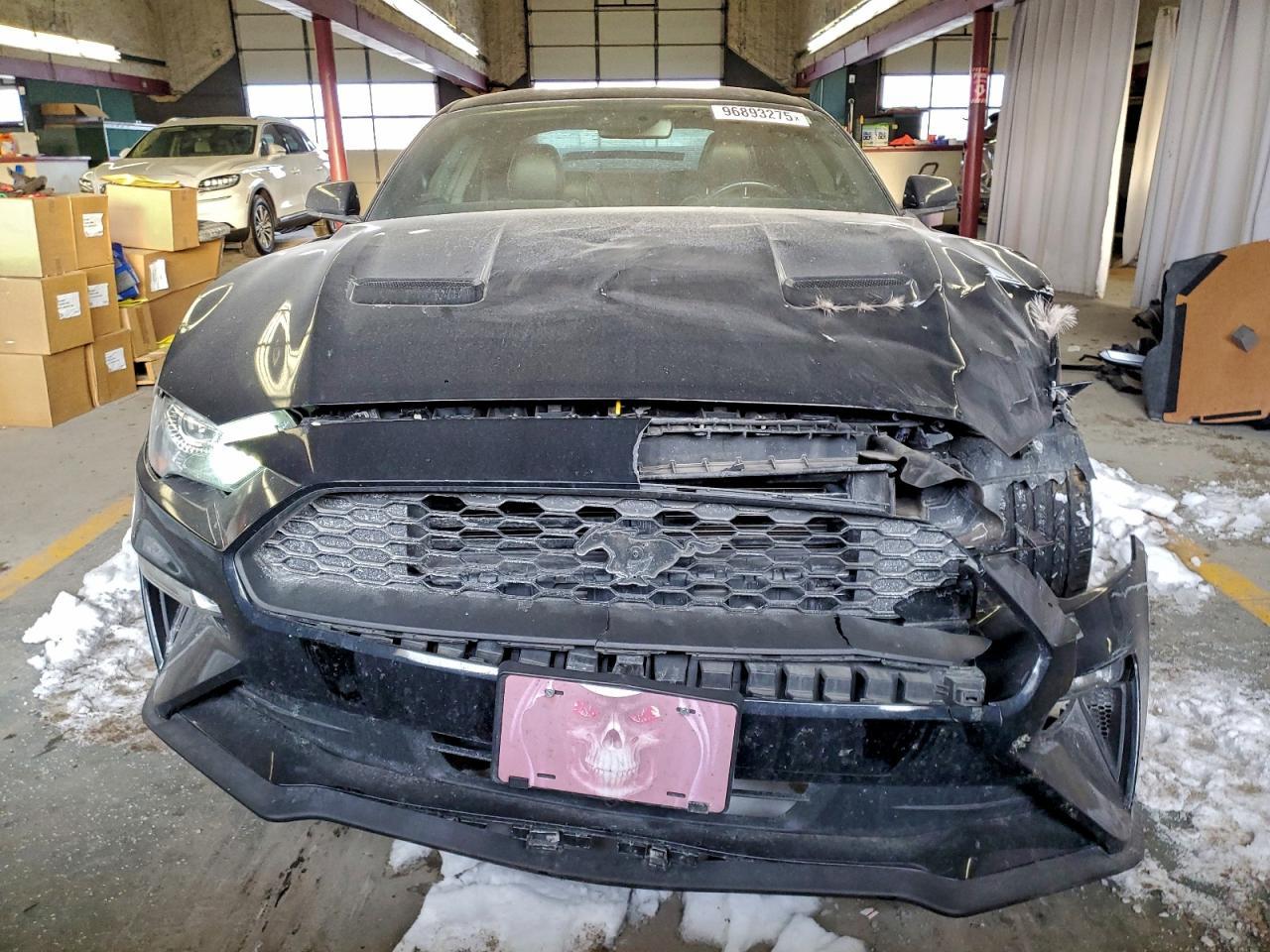 2019 Ford Mustang - Image 5