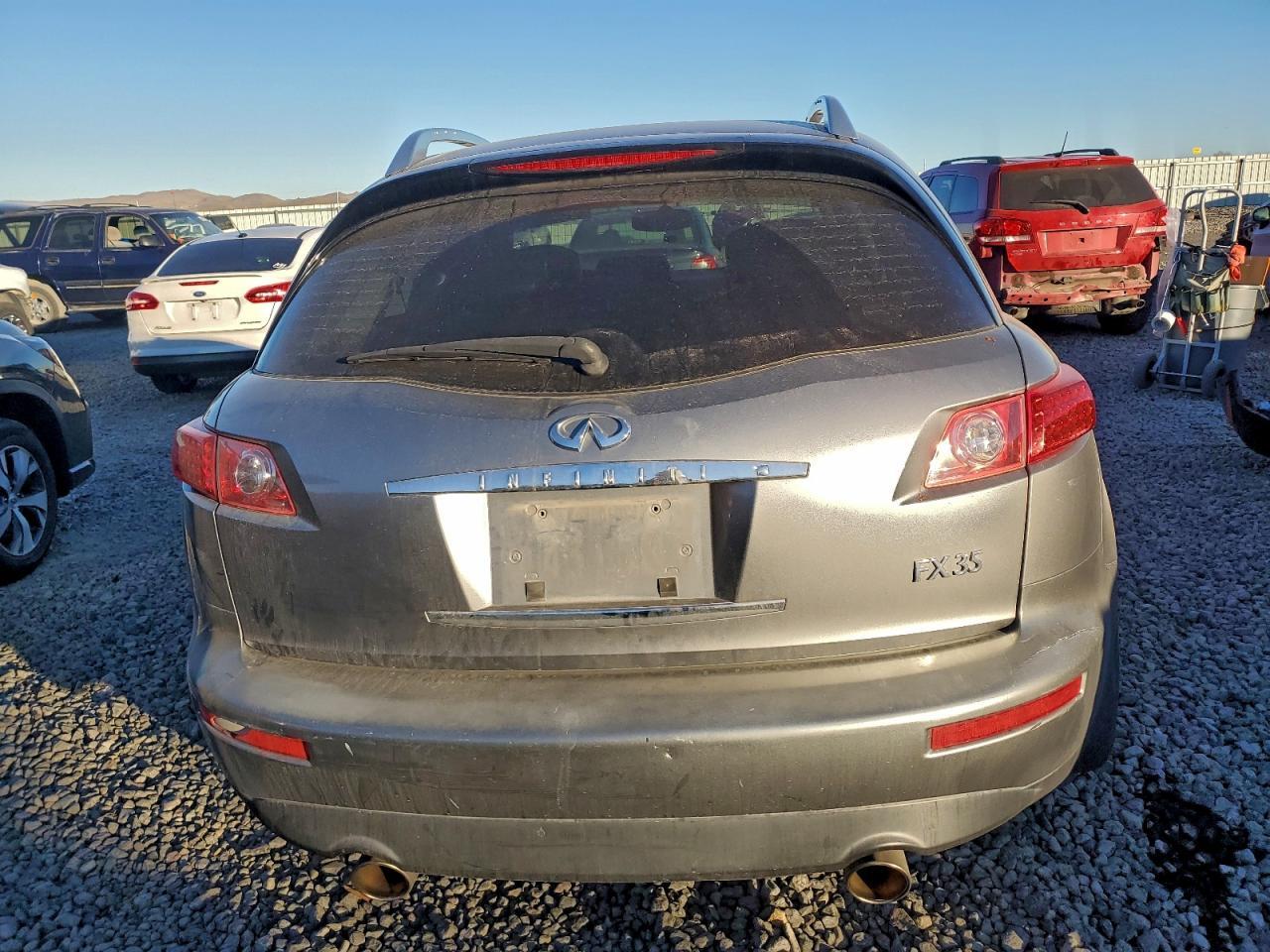 2004 Infiniti Fx35 - Image 6