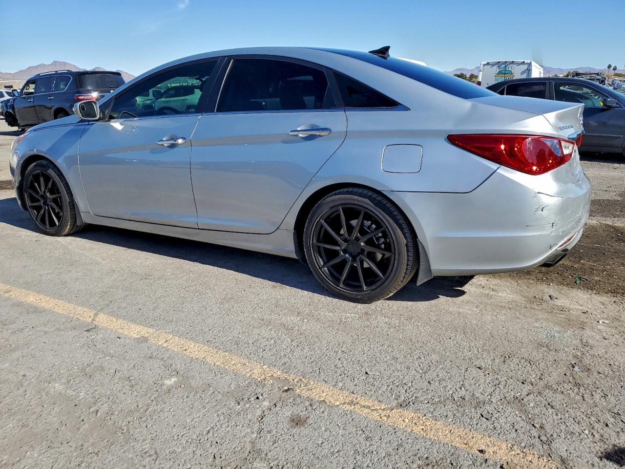 2013 Hyundai Sonata Se - Image 2