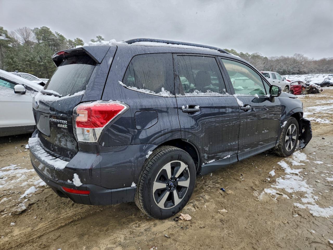 2017 Subaru Forester 2.5I Limited - Image 3