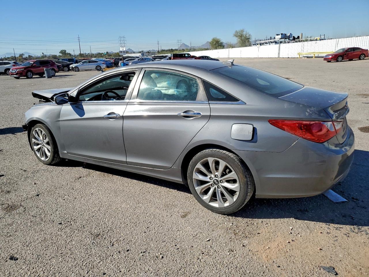 2013 Hyundai Sonata Se - Фото 2