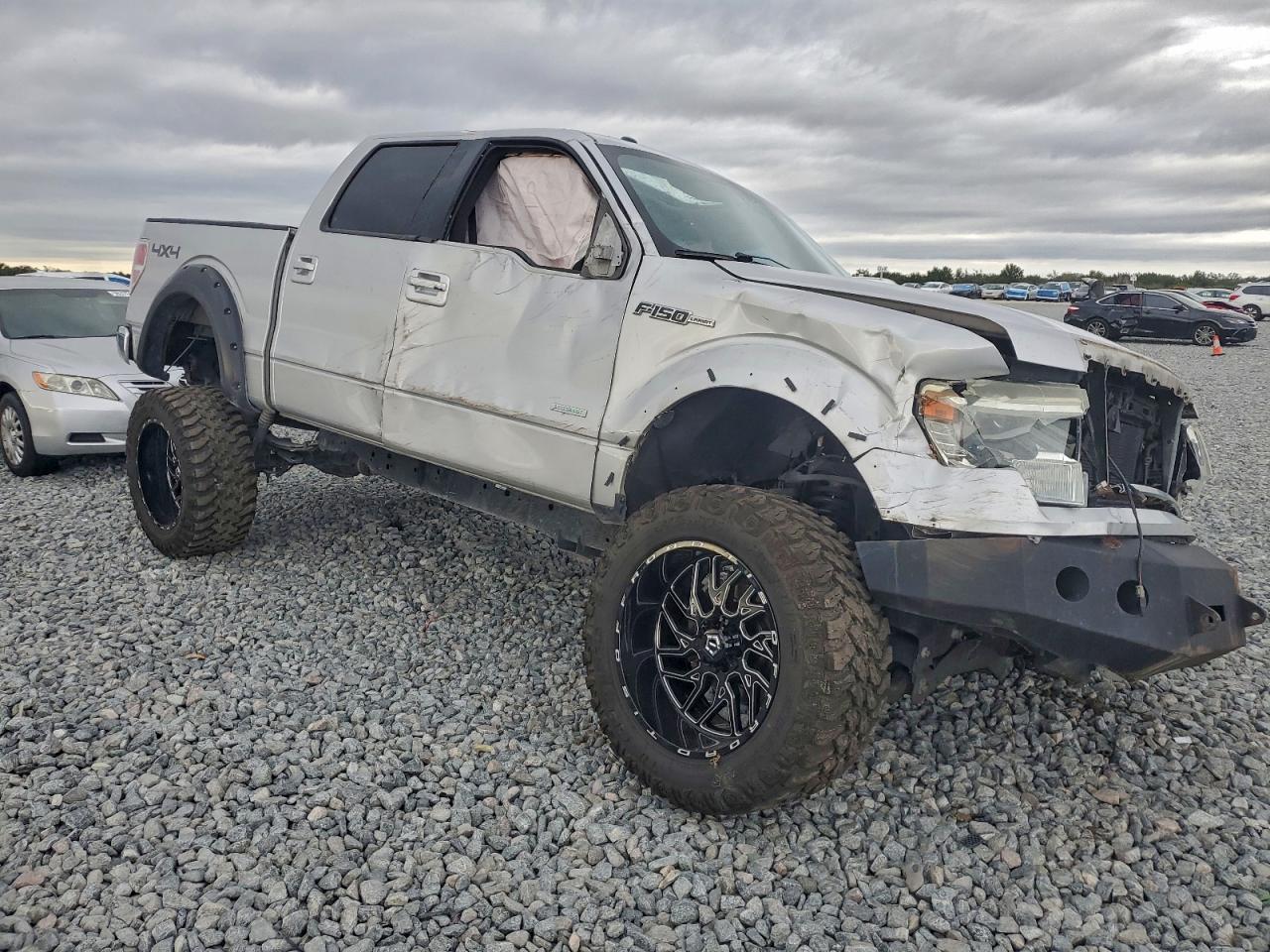 2014 Ford F150 Supercrew - Image 4