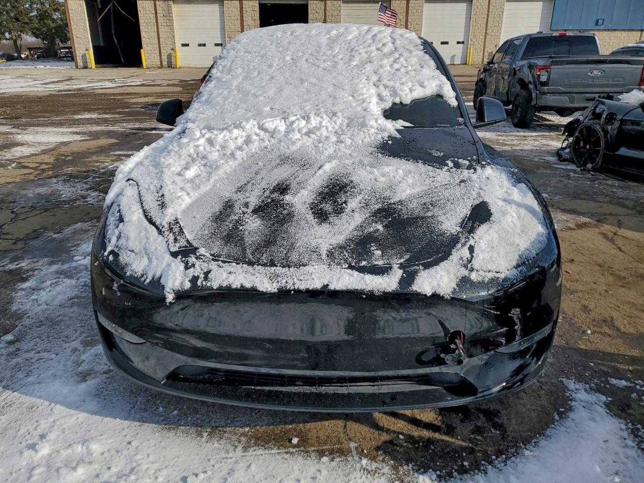 2024 Tesla Model Y - Image 5