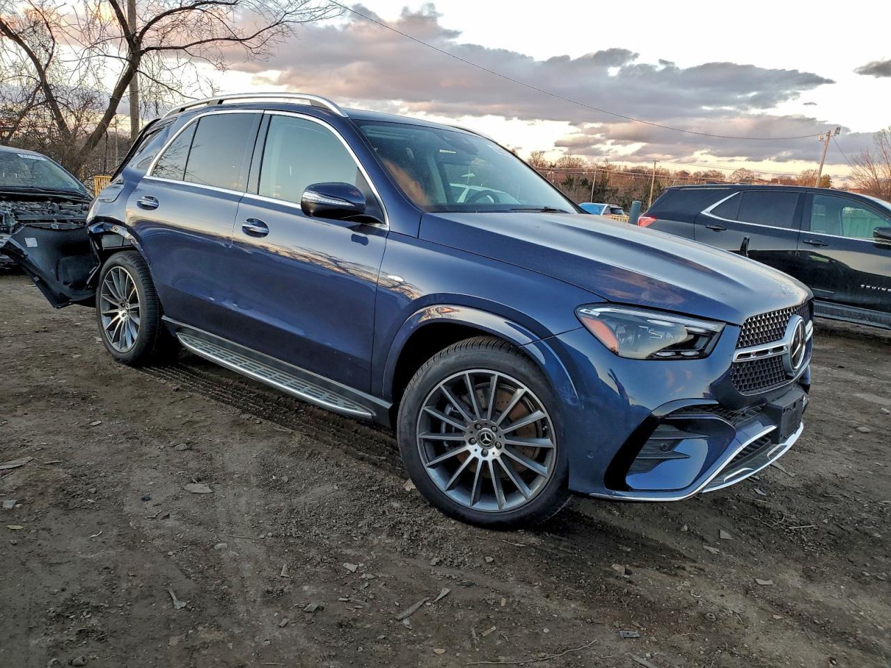 2025 Mercedes-Benz Gle 450E 4Matic - Фото 4