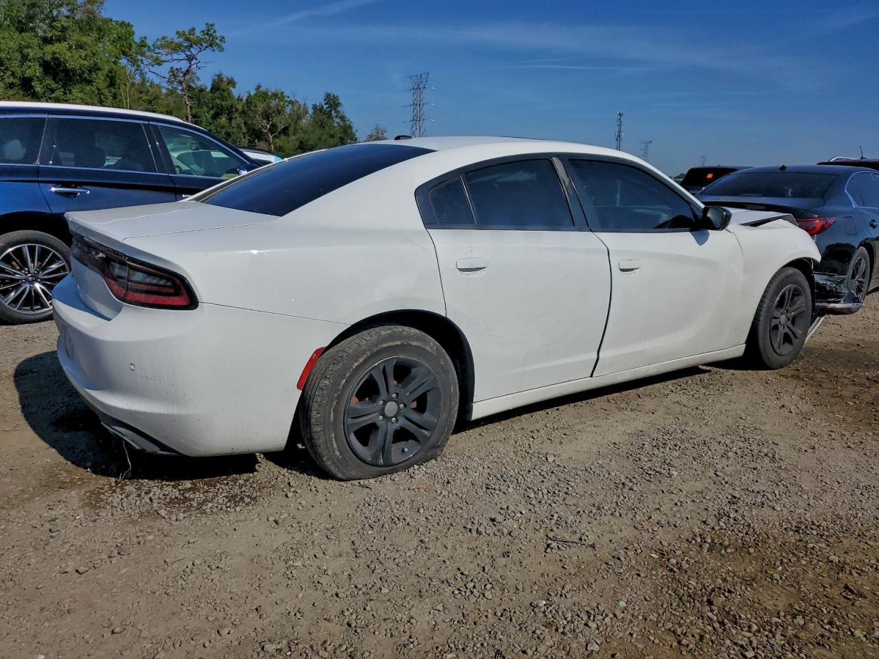2021 Dodge Charger Sxt - Фото 3
