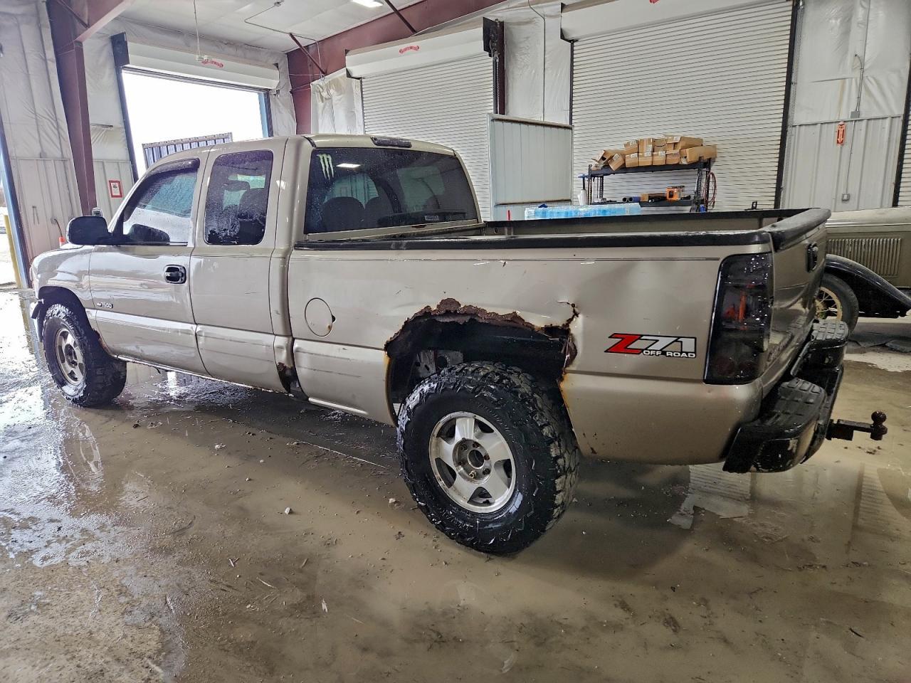 2002 Chevrolet Silverado K1500 - Фото 2