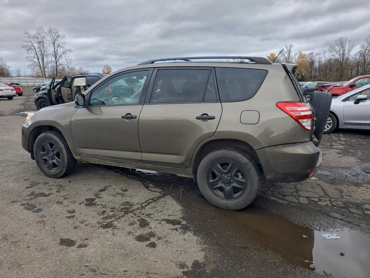 2012 Toyota Rav4 - Image 2