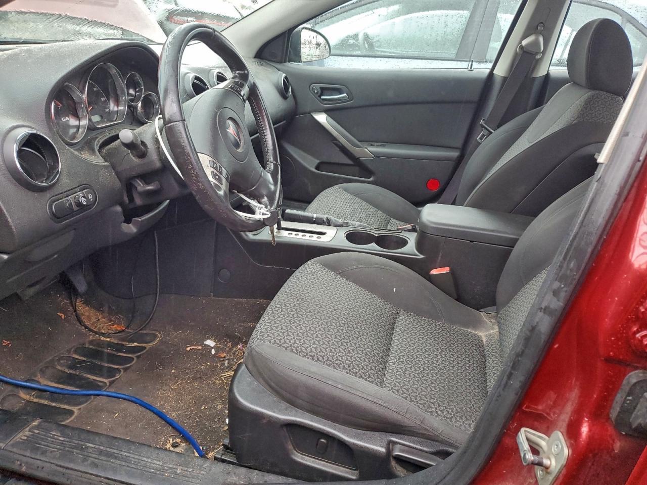 2009 Pontiac G6 - Image 7