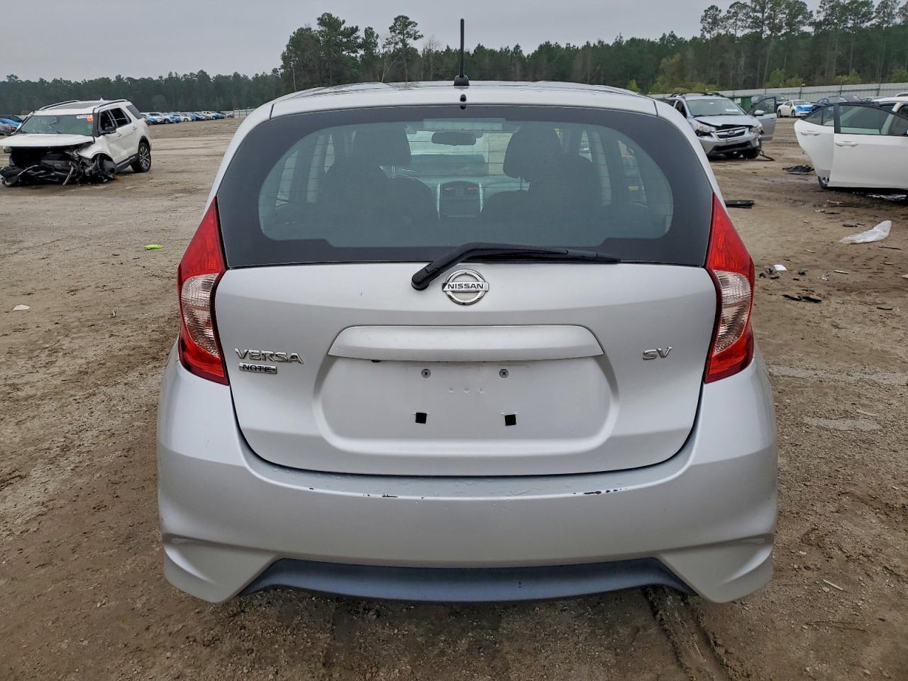 2018 Nissan Versa Note S - Image 6