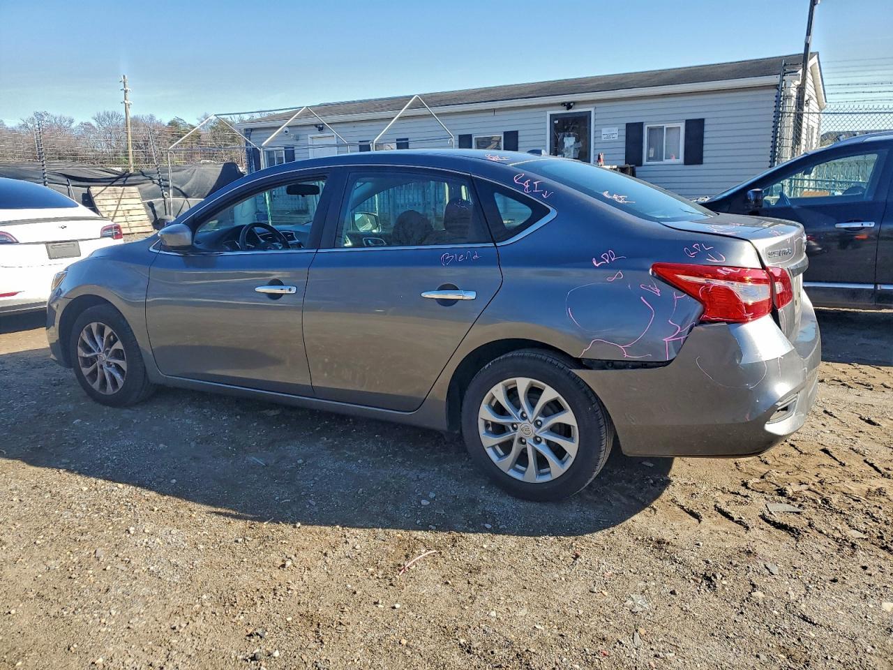 2019 Nissan Sentra S - Фото 2